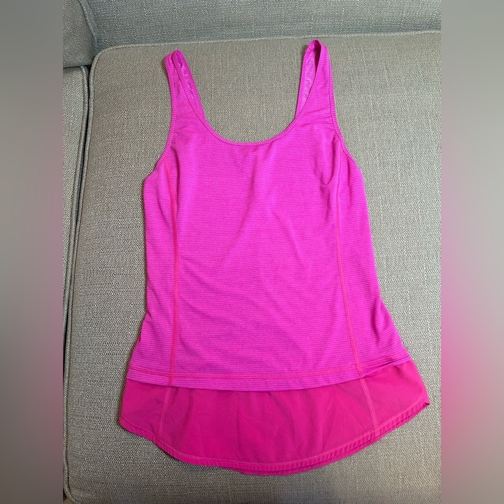 Lululemon Raspberry Glo Sleeveless Women's Top‎